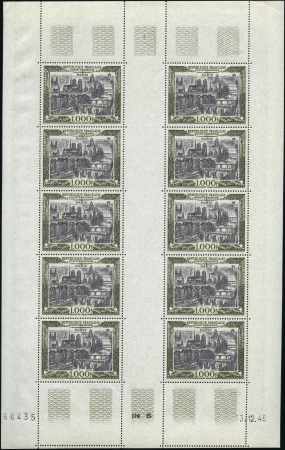Stamp of France 1950 1'000F Vue de Paris en feuille complète de 10