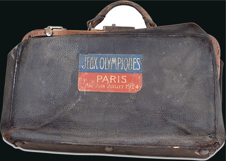 Stamp of Olympics » 1924 Paris » Memorabilia Leather luggage bag with the official 1924 Paris Games luggage label