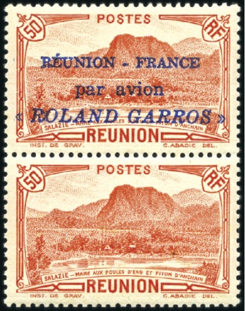 Stamp of Colonies françaises » Réunion 1937 Roland Garros, paire dont un sans surcharge, 