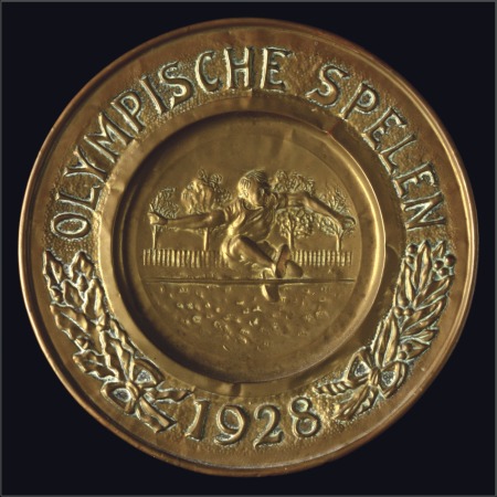 Stamp of Olympics Plate: 1928 Olympic commemorative tin plate, 27.5c