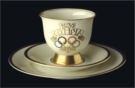 Stamp of Olympics Porcelain: 1936 Small china gilt edged cup (75x95m