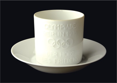 Stamp of Olympics Porcelain: 1936 Fürstenberg china cup (64x60mm) sh
