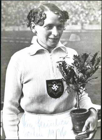 Stamp of Olympics » 1936 Berlin Autograph of Tilly Fleischer on photograph of hers