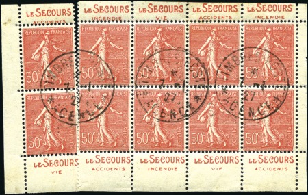 Stamp of France » Carnets Yv. 199 en bloc de 10 LE SECOURS avec tampon de l'