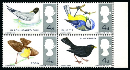 Stamp of Great Britain » Queen Elizabeth II 1966 British birds. ordinary paper, 4d se-tenant right hand marginal block of four with RED OMITTED error