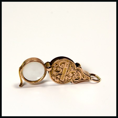 Stamp of Stamp Boxes Ephemera: A 9ct gold eye glass