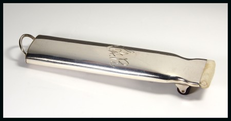 Stamp of Stamp Boxes English Silver Boxes: 1909 Birmingham silver three compartment stamp box and moistener combined