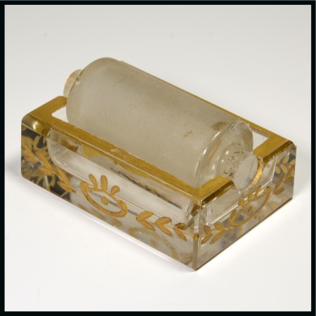 Stamp of Stamp Boxes Stamp dampener in glass with yellow-gold decoration