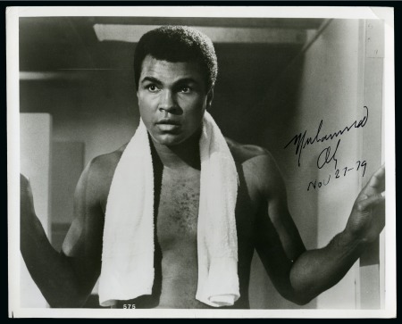 Stamp of Olympics » Autographs Muhammed Ali signed photo of himself