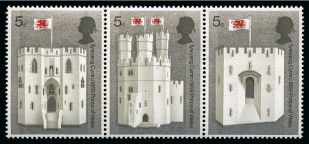 Stamp of Great Britain » Queen Elizabeth II 1969 Investiture of Prince of Wales 5d se-tenant strip of three with PALE TURQUOISE-GREEN OMITTED, mint