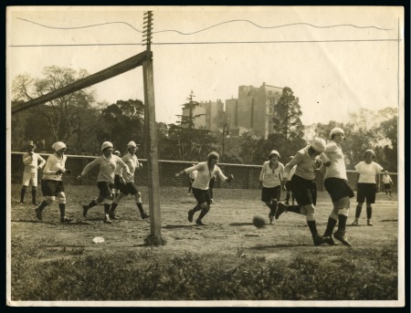 Stamp of Olympics » Collections & Miscellaneous Lots 1956-59, WOMEN'S FOOTBALL: Group of 38 PRESS PHOTOS