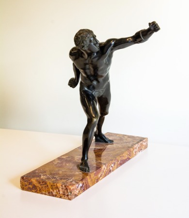 Stamp of Olympics » Olympic Statues Bronze statue of an athlete from the ancient games