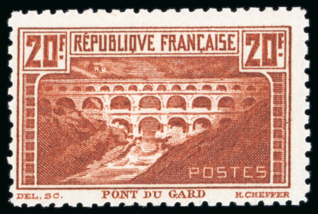 Stamp of France » Émissions à partir de 1900 1929-1931, Pont du Gard dentelé 11 Y&T n°262B **,