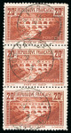 Stamp of France » Émissions à partir de 1900 1929-1931, Bande de 3 verticale Pont du Gard dentelé