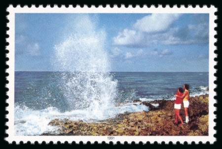 Stamp of Cayman Islands 1991 30c. blowholes, variety silver omitted, mint NH,