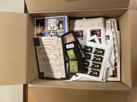Stamp of Large Lots and Collections Box 25, All World, Stamps and sheets with nice topics,
