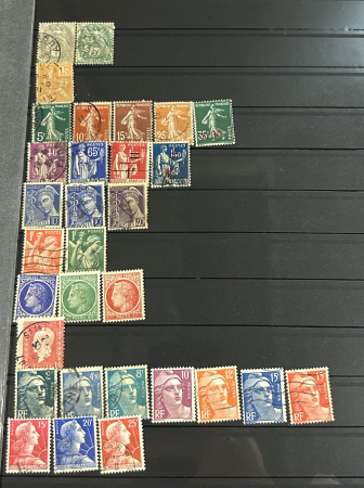 Stamp of France » Collections France : 1854-2010, ensemble type vrac dans huit classeurs.