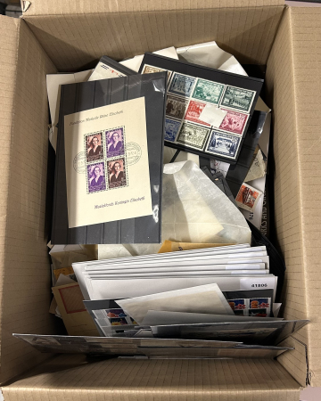 Stamp of Large Lots and Collections All world : 1860-2000, Europe and Overseas, accumulation of various countries in a large box.