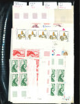 Stamp of Colonies françaises » St. Pierre et Miquelon 1986-1990, dans des pochettes plusieurs centaines de timbres poste et poste aérienne