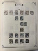 Stamp of France » Collections 1900-1945, dans une reliure électrique et feuilles
