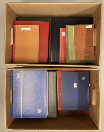 Stamp of Large Lots and Collections 1850s-2000, enormous world collection in 31 albums