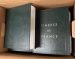 Stamp of France » Collections France : 1945-2010, dans 35 reliures Yvert et feuilles neutres, impressionnante collection de modernes neufs/oblitérés.