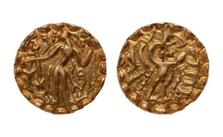 Stamp of Coins » Post-Gupta Post Gupta, Bengal, Khadga kings of Samatata, c. 675-700, archer, AV dinar, 5.62 g.