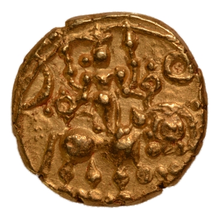 Hoysalas of Dorasamudra, Vishnuvardhan Bittiga, 1106-1152, Vishnu, AV pagoda, 4.08 g.