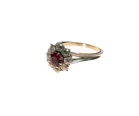 Stamp of Feldman International Auctions » Bijoux - Haute Joaillerie / Jewellery Bague en or gris 750