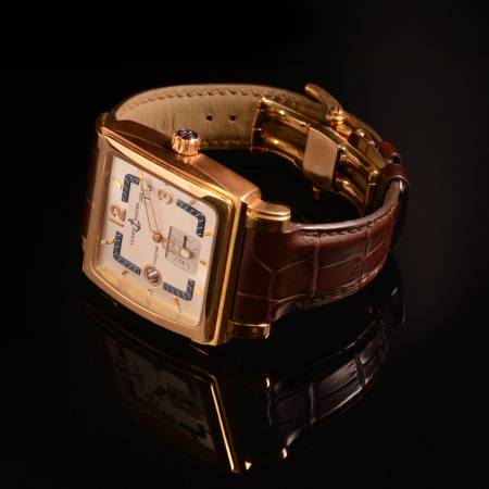 Stamp of Feldman International Auctions » Montres / Watches ULYSSE NARDIN. Montre mécanique en or 750.