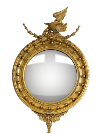 Stamp of Feldman International Auctions » Mobilier, Objets d'Art & Design / Furniture, Objets d'Art & Design Beau miroir circulaire en bois doré. Style Regency. Vers 1820