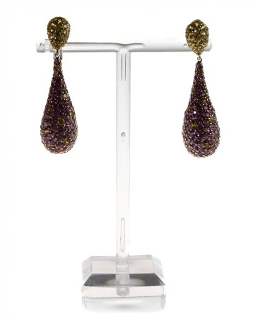 Stamp of Feldman International Auctions » Bijoux - Haute Joaillerie / Jewellery PAIRE DE PENDANTS D'OREILLES EN FORME DE GOUTTES