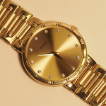 Stamp of Feldman International Auctions » Montres / Watches PIAGET. Montre à quartz en or 750