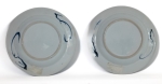 Stamp of Feldman International Auctions » Art d'Orient & d'Extrême-Orient / Asian & Oriental Art Chine. Paire d’assiettes en porcelaine. Dynastie Qing, probablement période Transition ou Kangxi (1662-1722)