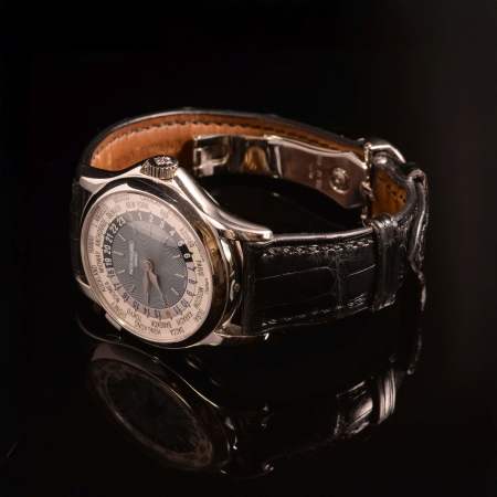 Stamp of Feldman International Auctions » Montres / Watches Patek Philippe World Time, Réf.5110P en platine