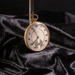 Stamp of Feldman International Auctions » Montres / Watches MARVIN. MONTRE DE POCHE PETITE SECONDE.