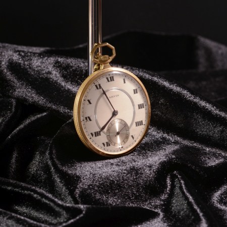 Stamp of Feldman International Auctions » Montres / Watches MARVIN. MONTRE DE POCHE PETITE SECONDE.