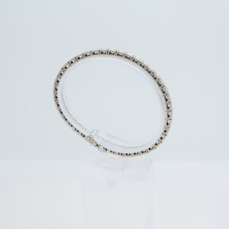 Bracelet tennis rivière en or gris 750 serti de 41 diamants