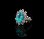 Stamp of Feldman International Auctions » Bijoux - Haute Joaillerie / Jewellery Bague tourmaline Paraiba et diamants   Ornée d'une