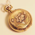 Stamp of Feldman International Auctions » Montres / Watches PETITE MONTRE DE POCHE