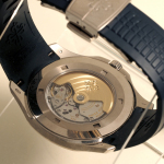 Stamp of Feldman International Auctions » Montres / Watches Patek Philippe Aquanaut, Ref. 5168G-001,  or gris 750