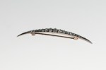 Stamp of Feldman International Auctions » Bijoux - Haute Joaillerie / Jewellery Broche Croissant de Lune en or et argentsertie de 17