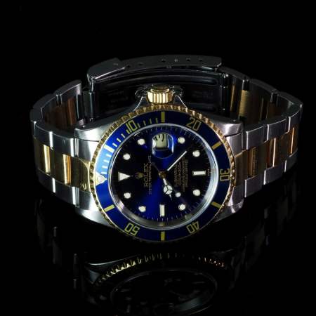 Stamp of Feldman International Auctions » Montres / Watches ROLEX SUBMARINER