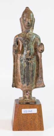 Stamp of Feldman International Auctions » Art d'Orient & d'Extrême-Orient / Asian & Oriental Art Thaïlande, Bouddha, en bronze massif, debout les mains