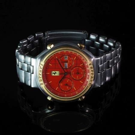Stamp of Feldman International Auctions » Montres / Watches FERRARI Montre chronographe Montre homme ronde distribué