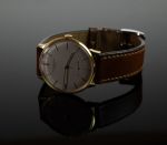 Stamp of Feldman International Auctions » Montres / Watches Patek Philippe Montre CALATRAVA en or jaune 750, Réf. 3420