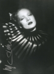 Stamp of Feldman International Auctions » Livres, Manuscrits & Partitions / Books, Manuscripts & Music MARLENE DIETRICH (1901-1992). Ensemble de plus de 30