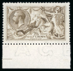 Stamp of Great Britain » King George V » 1913-19 Seahorse Issues 1915 De La Rue 2s6d pale sepia brown mint n.h. single from the foot of the sheet