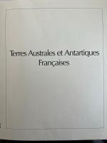 Stamp of Colonies françaises » TAAF 2002-2017, collection dans une belle reliure Safe **