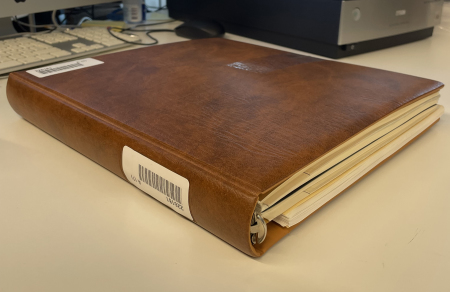 Stamp of Colonies françaises » Colonies Francaise Collections et Lots Dans un gros classeur, ensemble type vrac de centaines